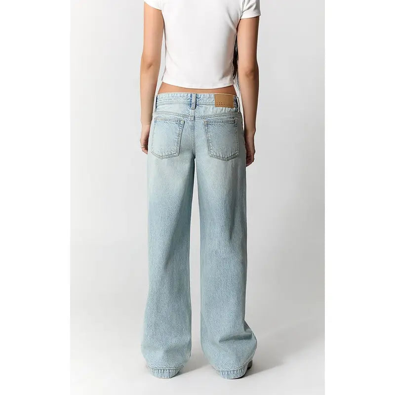 Pacsun Women's Kaia Ultimate Low Rise Baggy Jeans in Light Blue Wash